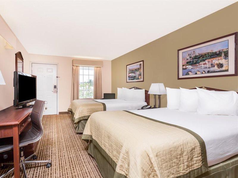 เบย์มอนต์ บาย วินด์แฮม แอลบานี แอท แอลบานีมอลล์ Motel อัลบานี ภายนอก รูปภาพ