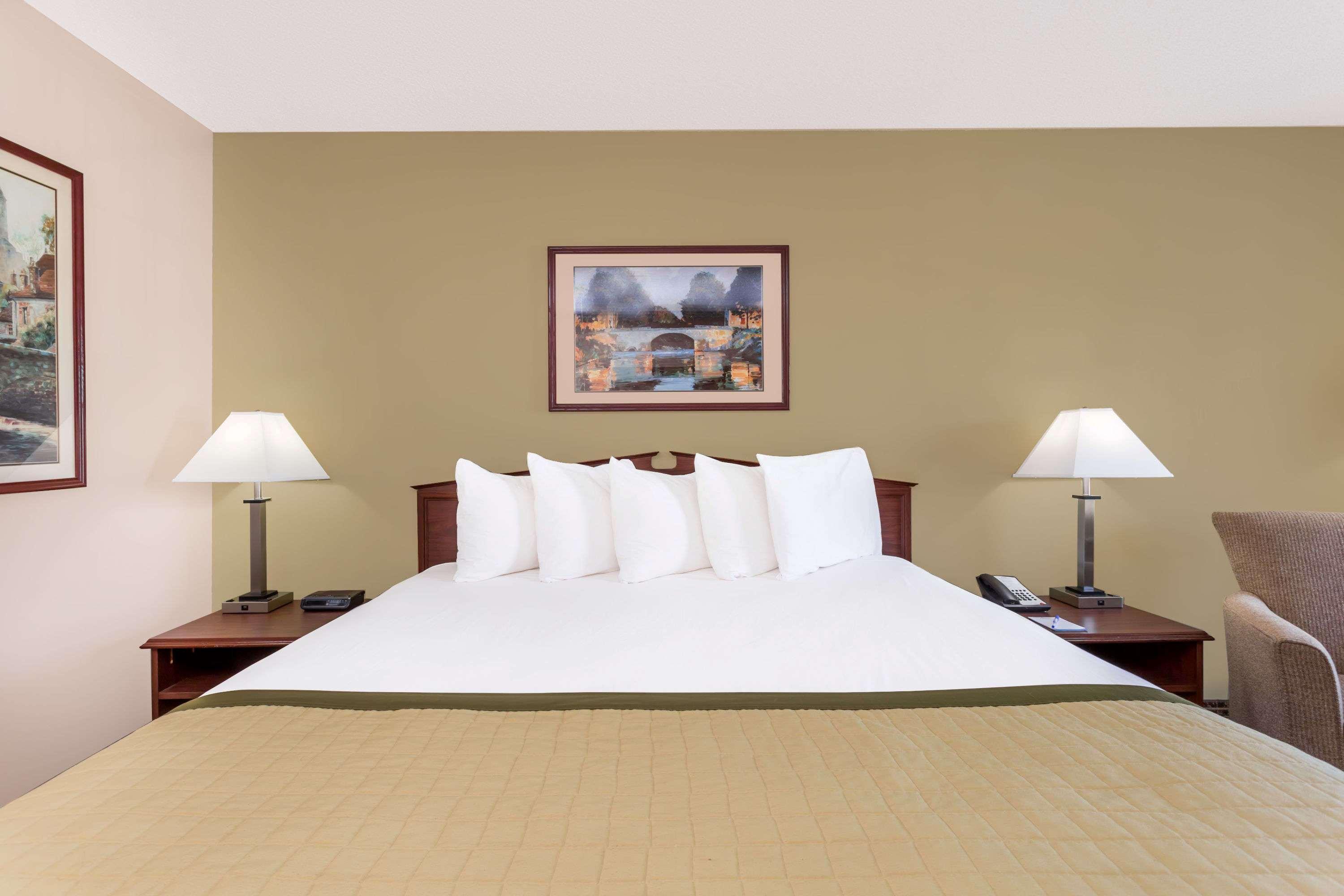เบย์มอนต์ บาย วินด์แฮม แอลบานี แอท แอลบานีมอลล์ Motel อัลบานี ภายนอก รูปภาพ